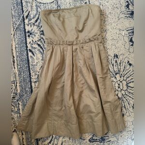 MARC BY MARC JACOBS khaki dress with pockets🌃 size 2. Great condition